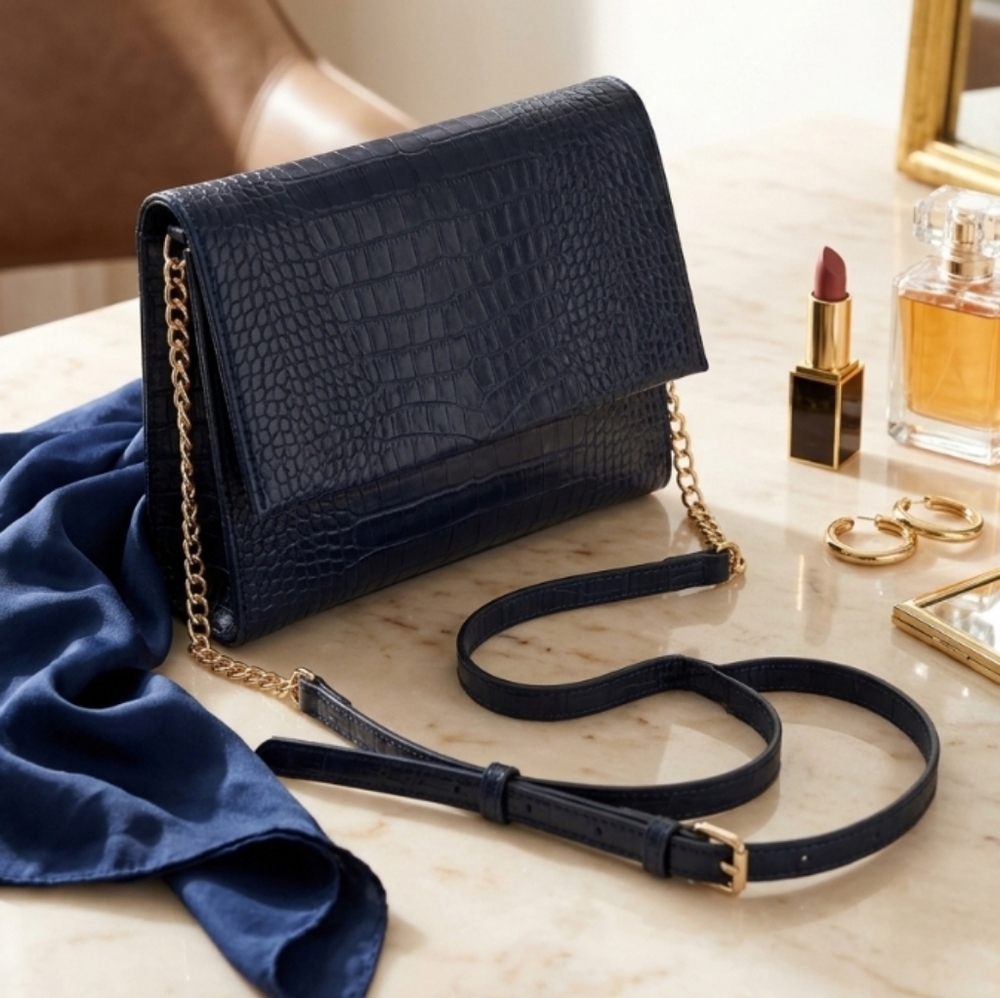 Source Unknown Navy Croc-Embossed Crossbody Bag with Gold Chain